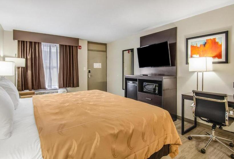 스탠다드 룸 킹사이즈 침대, Quality Inn