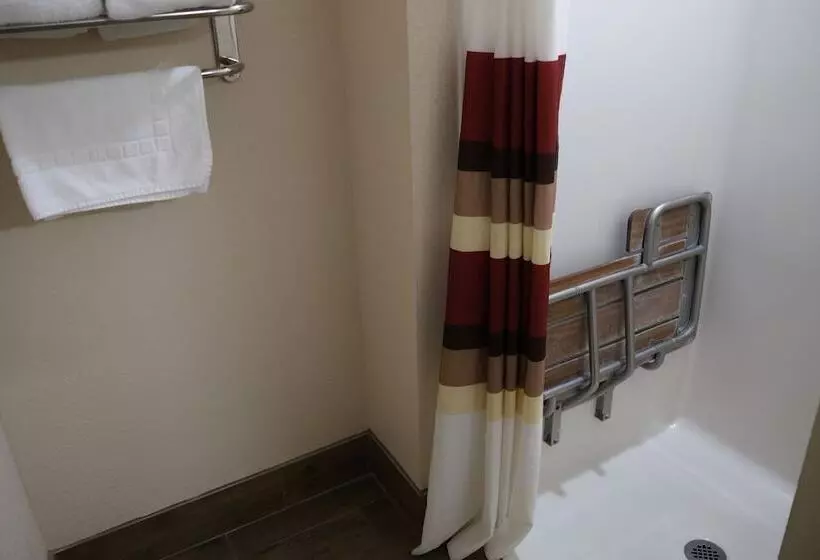 スーペリアールーム, Red Roof Inn Staunton