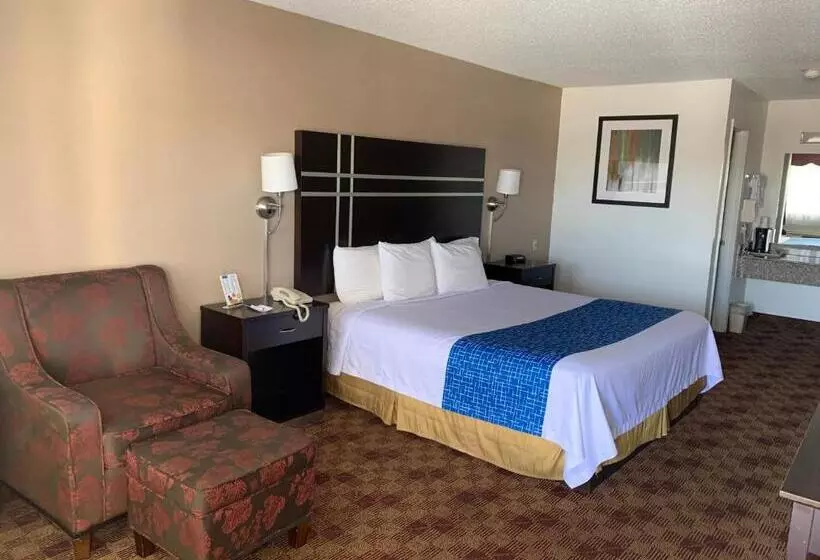 اتاق استاندارد با تخت بزرگ برای معلولان, Travelodge By Wyndham Killeen/fort Hood