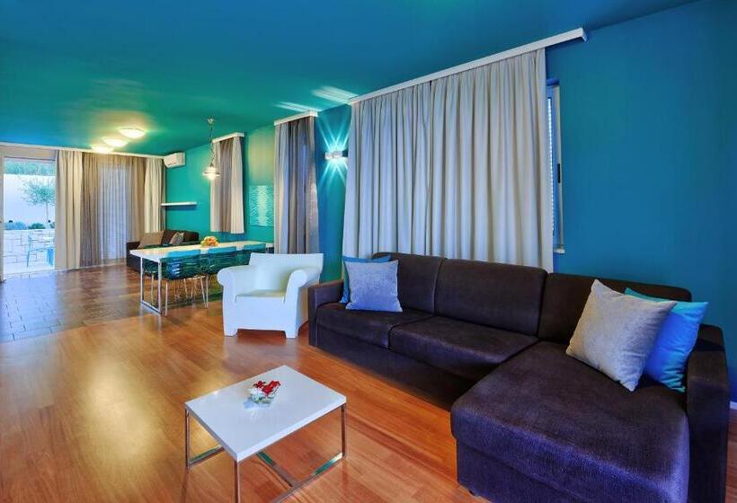 2 Bedroom Deluxe Apartment Sea View, Apartments Villa Azzurra Bol