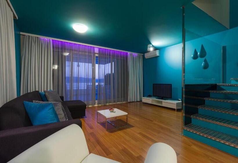 2 Bedroom Deluxe Apartment Sea View, Apartments Villa Azzurra Bol