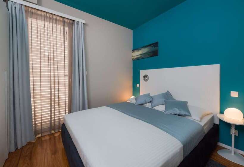 آپارتمان ممتاز دوخوابه رو به دریا, Apartments Villa Azzurra Bol