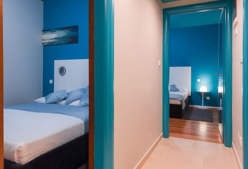 آپارتمان ممتاز دوخوابه رو به دریا, Apartments Villa Azzurra Bol