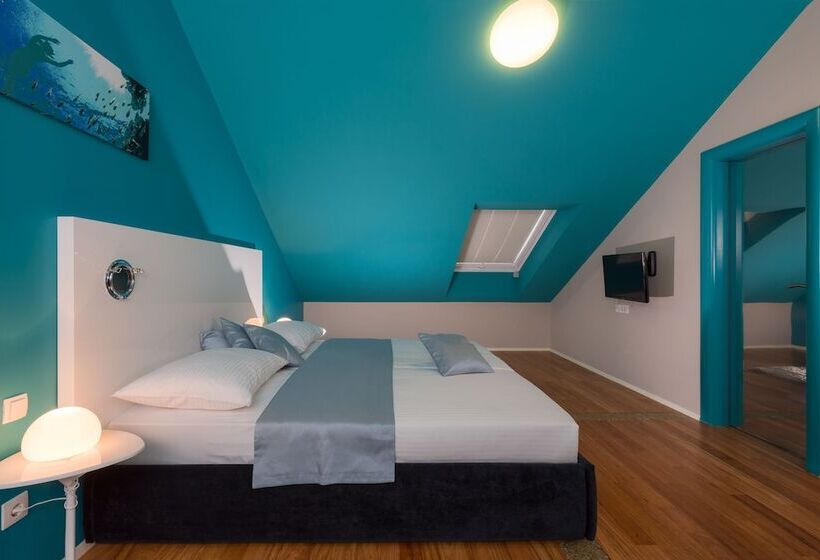 2 Bedroom Deluxe Apartment Sea View, Apartments Villa Azzurra Bol