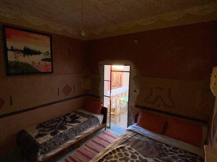 اتاق استاندارد, Kasbah Amgoune