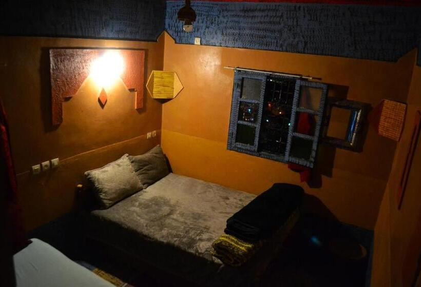 اتاق استاندارد, Kasbah Amgoune