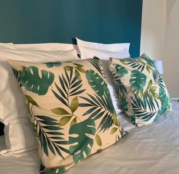 四人标准间, In Situ B&b