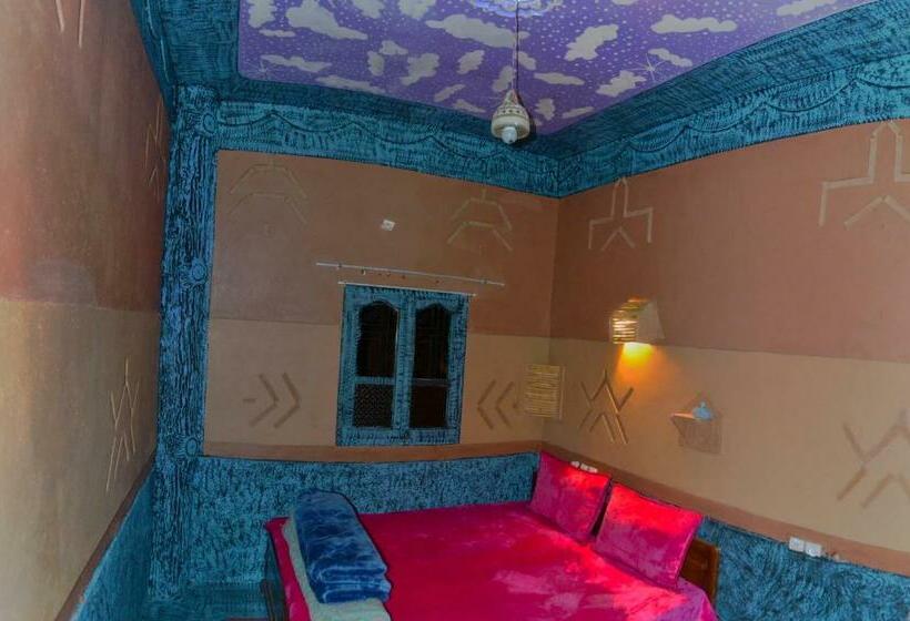 اتاق استاندارد, Kasbah Amgoune