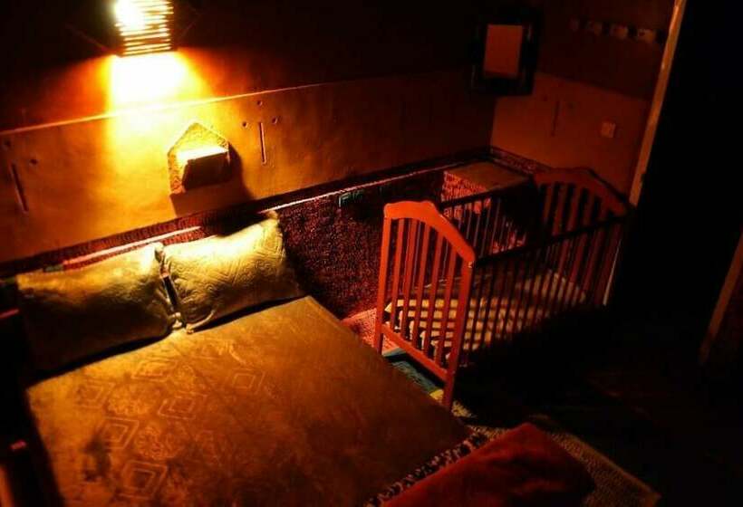 اتاق استاندارد, Kasbah Amgoune