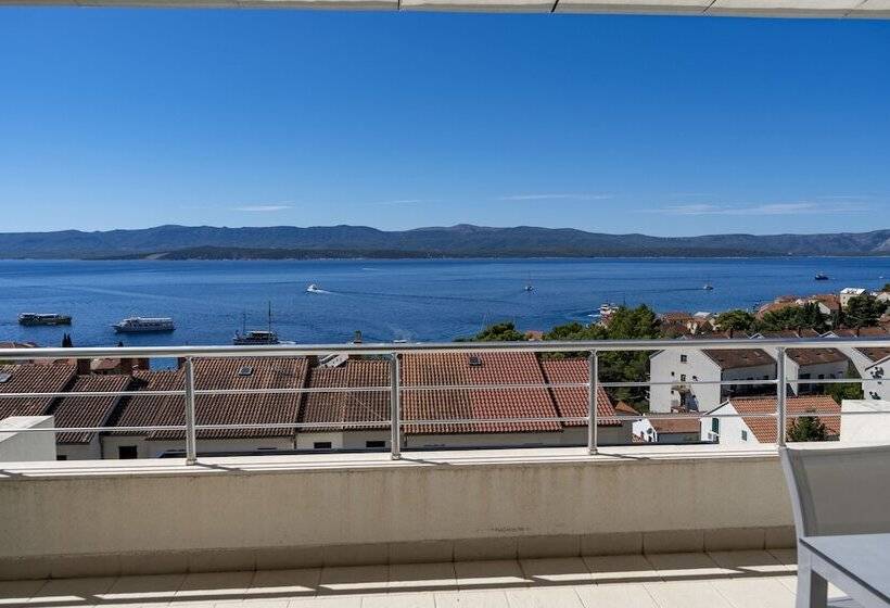 2 Bedroom Deluxe Apartment Sea View, Apartments Villa Azzurra Bol