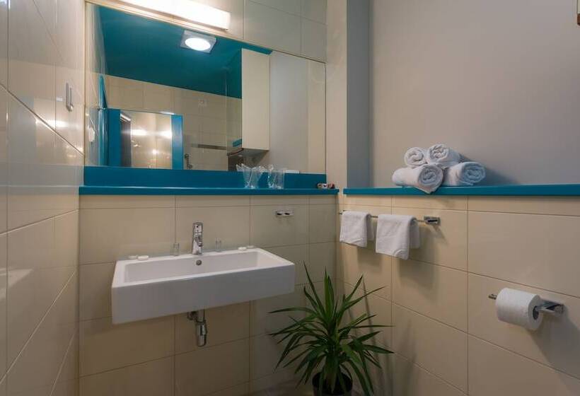 آپارتمان 2 خوابه با چشم‌انداز دریا, Apartments Villa Azzurra Bol