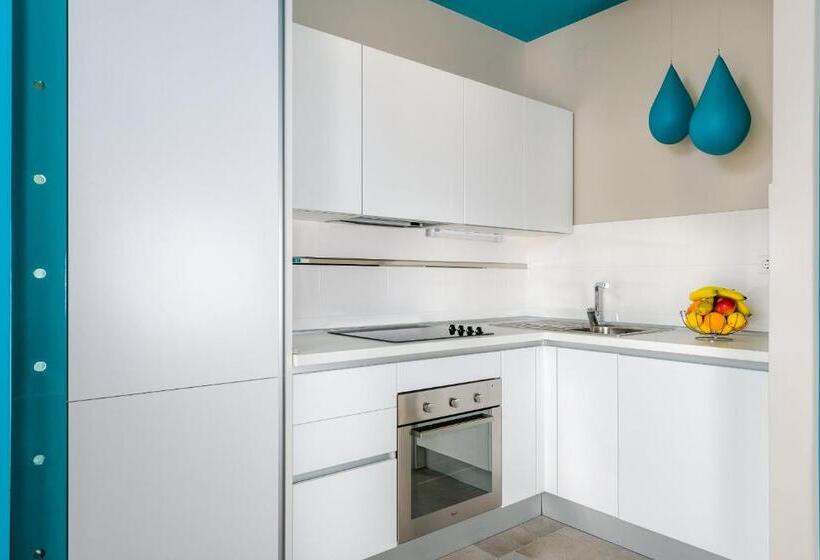 آپارتمان ممتاز دوخوابه رو به دریا, Apartments Villa Azzurra Bol