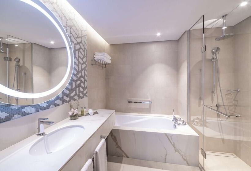 سوییت سوپریور, Hilton Doha The Pearl