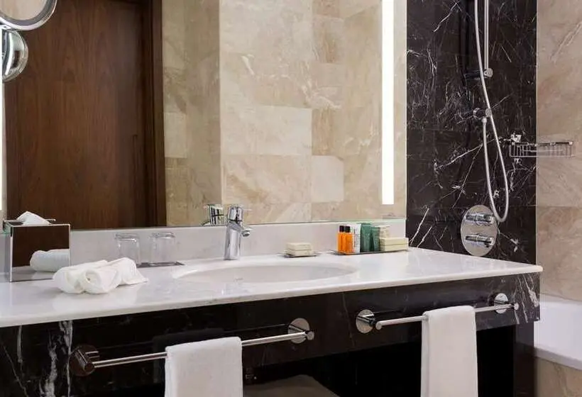 سوییت سوپریور, Hilton Doha The Pearl
