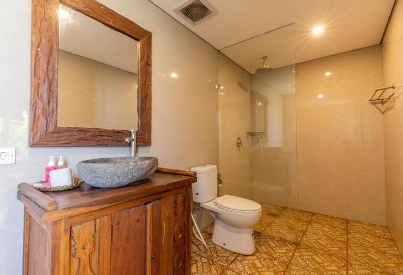 غرفة ديلوكس مطلة على حمام السباحة, D Jineng Rice Terrace Canggu