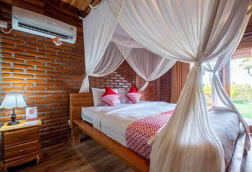 غرفة ديلوكس مطلة على حمام السباحة, D Jineng Rice Terrace Canggu