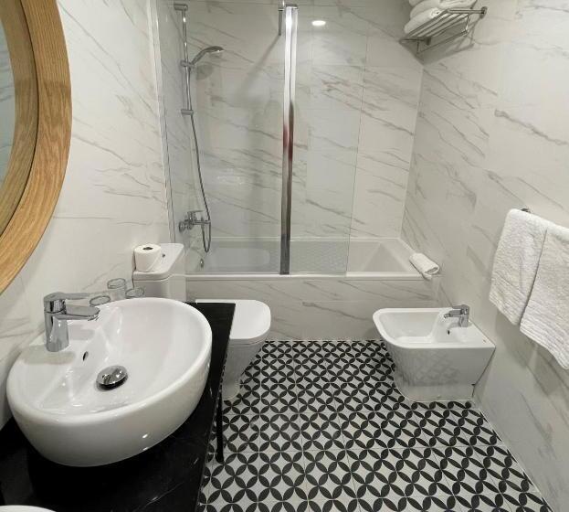 اتاق استاندارد سه نفره, Soho Boutique Urban