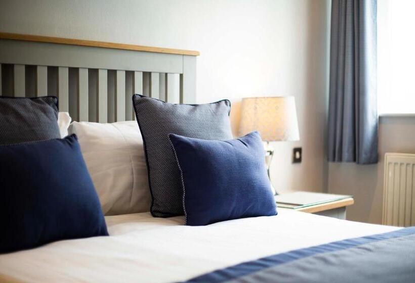 디럭스 룸, The Kinderton