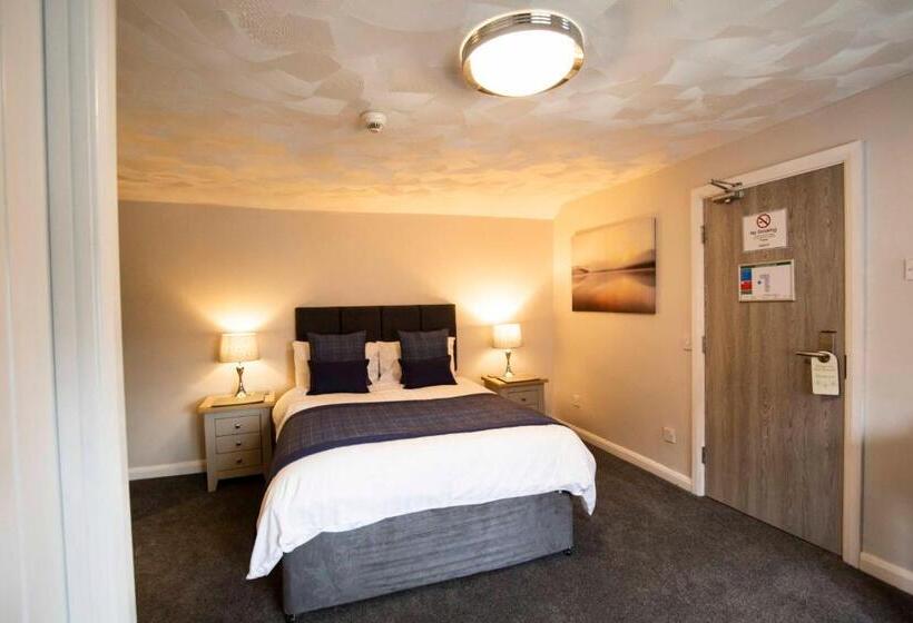 디럭스 룸, The Kinderton