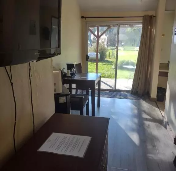 اتاق لوکس, Dean Creek Resort