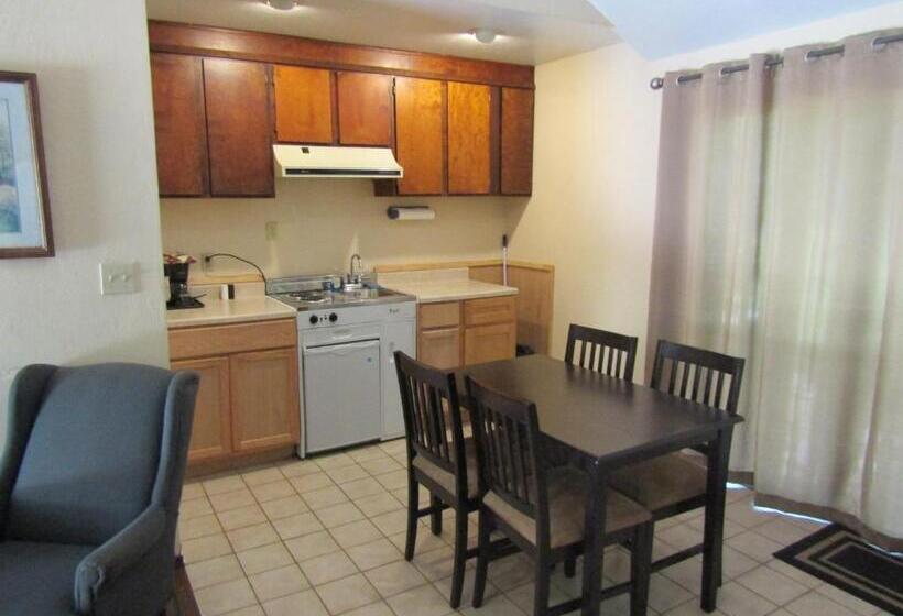 스위트, Dean Creek Resort