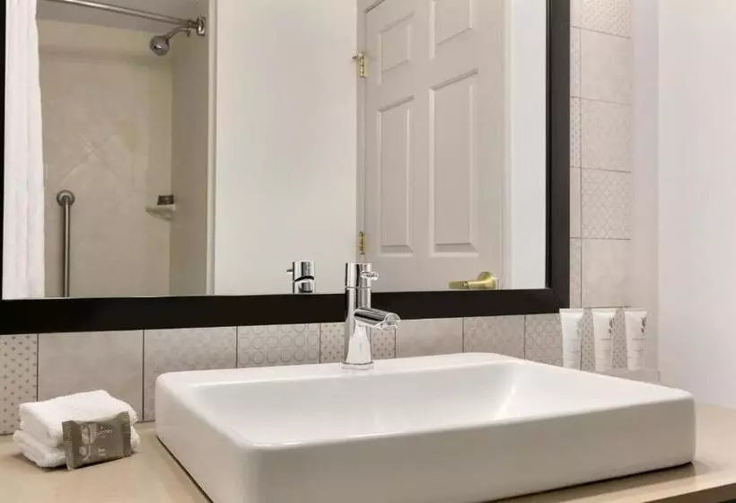 キングサイズベッドのスイートルーム, Country Inn & Suites By Radisson, London, Ky