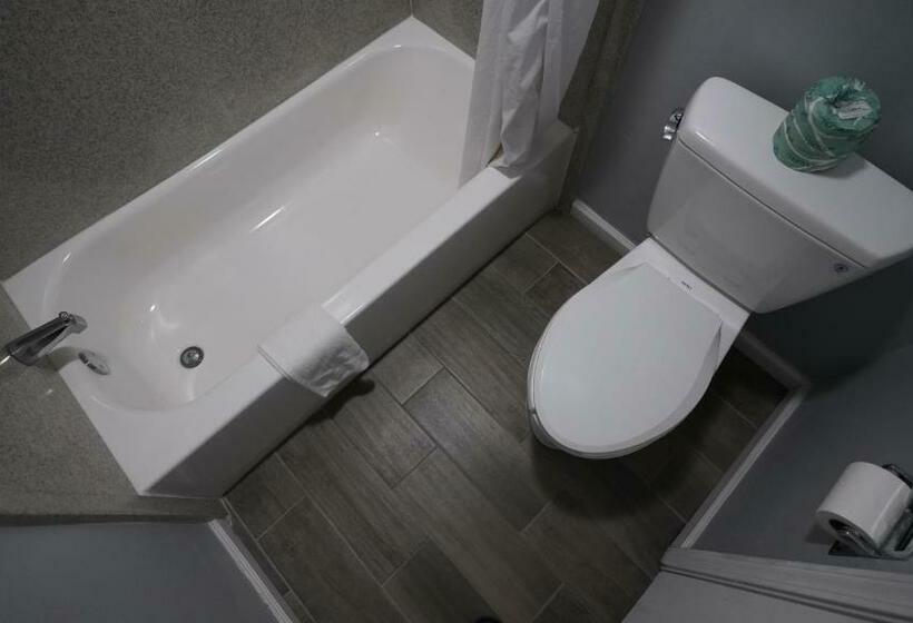 Номер Стандарт, Columbus Inn And Suites