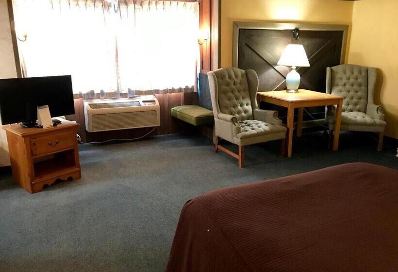 غرفه قياسيه سريرين مزدوجين, Don Q Inn