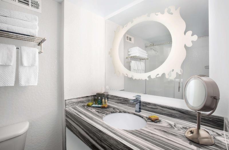 غرفة قياسية سرير كينج, Doubletree By Hilton Hotel Tallahassee