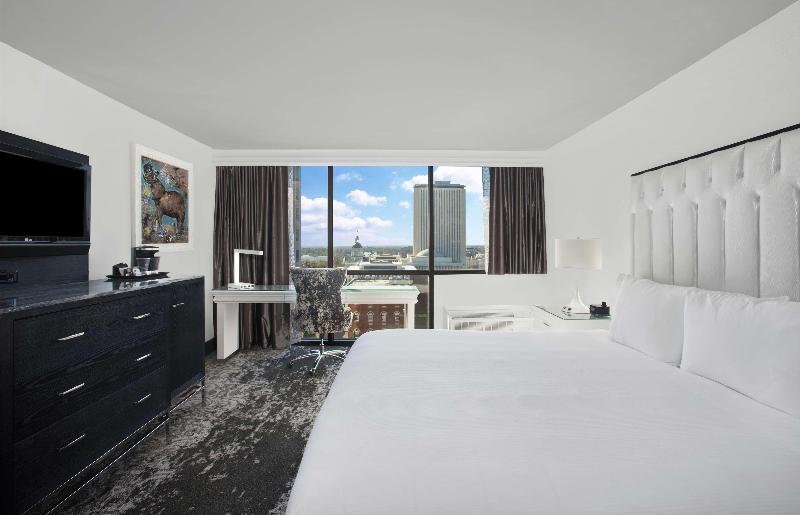 キングサイズベッドのデラックスルーム, Doubletree By Hilton Hotel Tallahassee