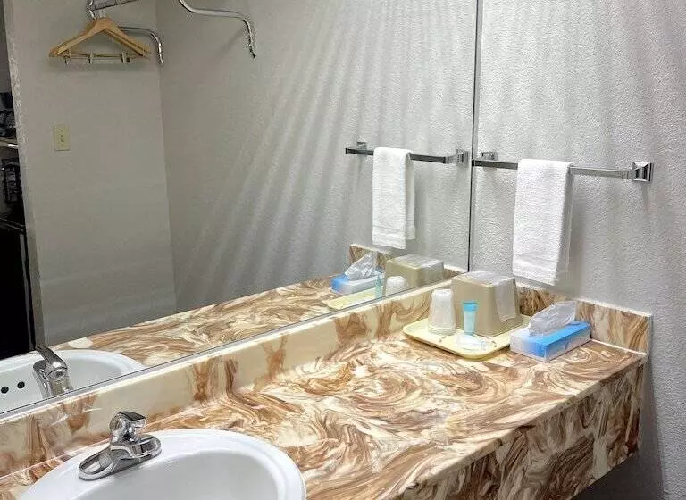 ２ダブルベッドのスタンダードルーム, Luxury Inn & Suites