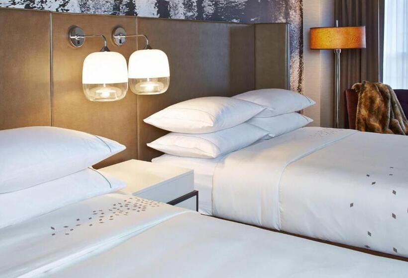 Номер Стандарт, The Del Monte Lodge Renaissance Rochester Hotel & Spa