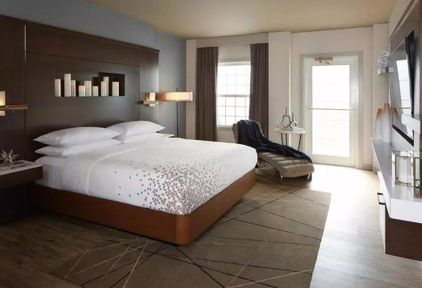 Sviitti King-vuode, The Del Monte Lodge Renaissance Rochester Hotel & Spa