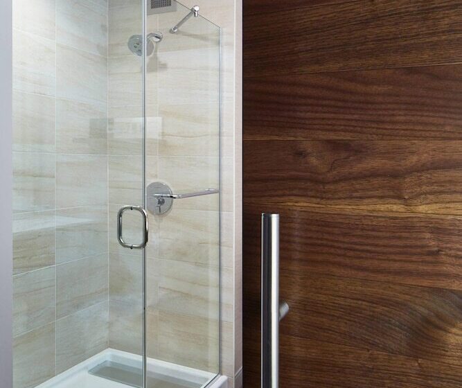 Номер Стандарт 2 Двуспальные Кровати, The Del Monte Lodge Renaissance Rochester Hotel & Spa