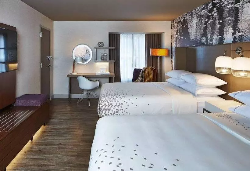 Standard-huone 2 Parivuodetta, The Del Monte Lodge Renaissance Rochester Hotel & Spa