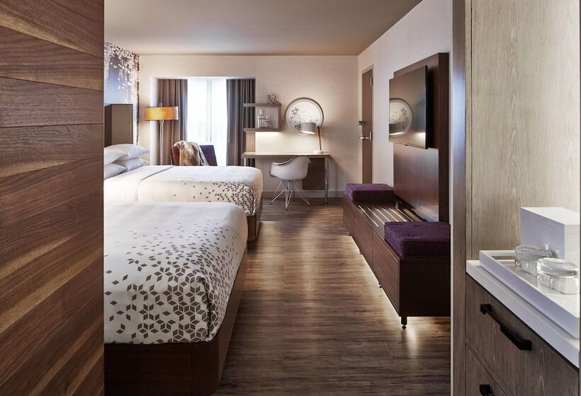 Номер Стандарт 2 Двуспальные Кровати, The Del Monte Lodge Renaissance Rochester Hotel & Spa