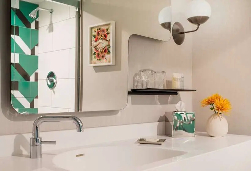 اتاق استاندارد با تخت بزرگ, The Darcy Hotel, Washington Dc