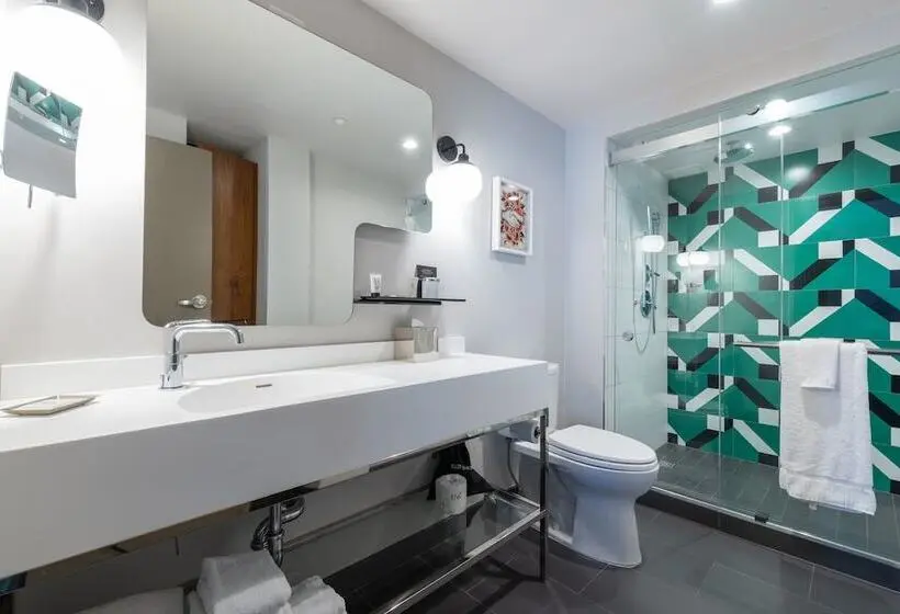 استودیوی استاندارد, The Darcy Hotel, Washington Dc