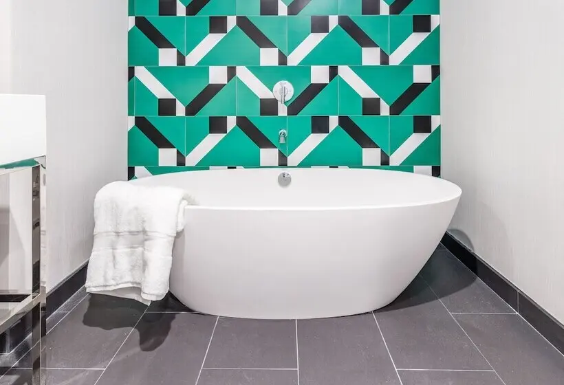 مجموعه ویستا شهر, The Darcy Hotel, Washington Dc