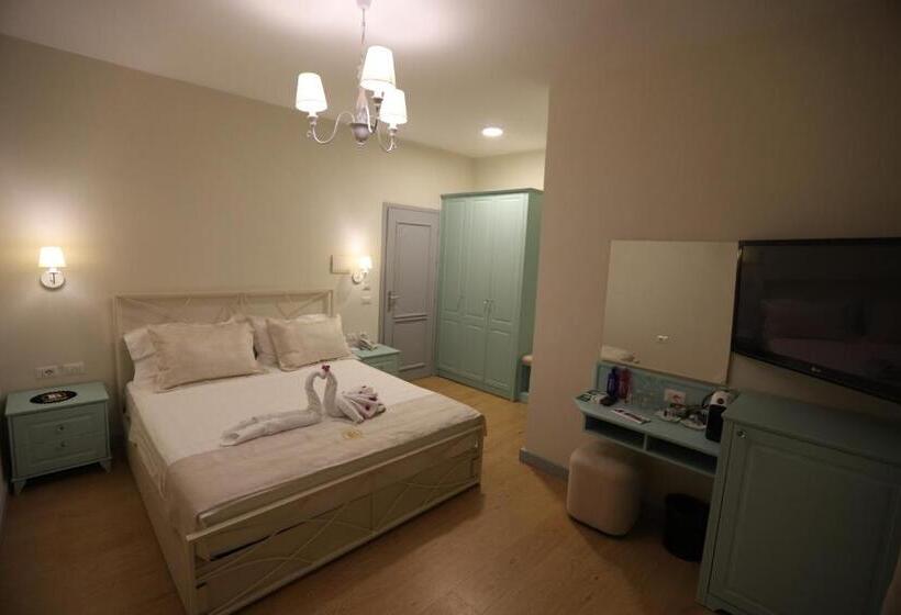 غرفة ديلوكس مزودة بشرفة, Illyrian Boutique