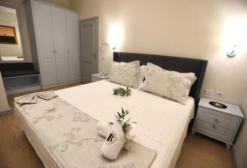 غرفة ديلوكس ذات إطلالة جانبية على البحر, Illyrian Boutique