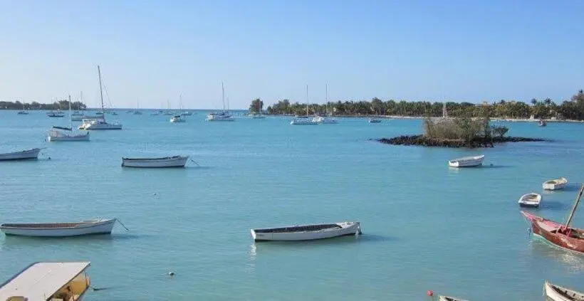 اتاق لوکس با بالکن و چشم‌انداز دریا, Bella Vista Mauritius