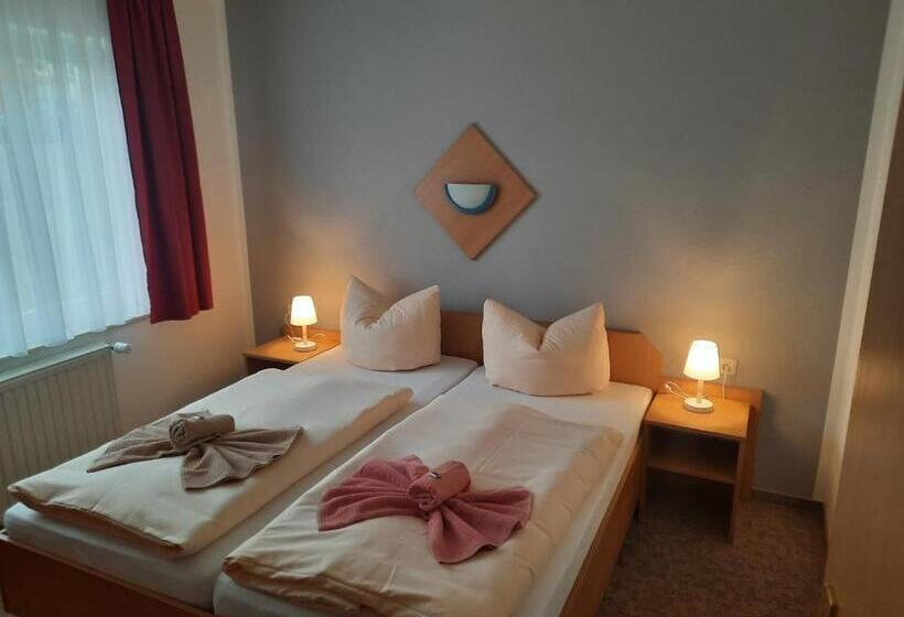 Апартаменты 2 Спальни, Pension Voss