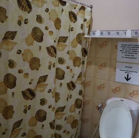 اتاق استاندارد, Lolo Oyong Pension House And Restaurant