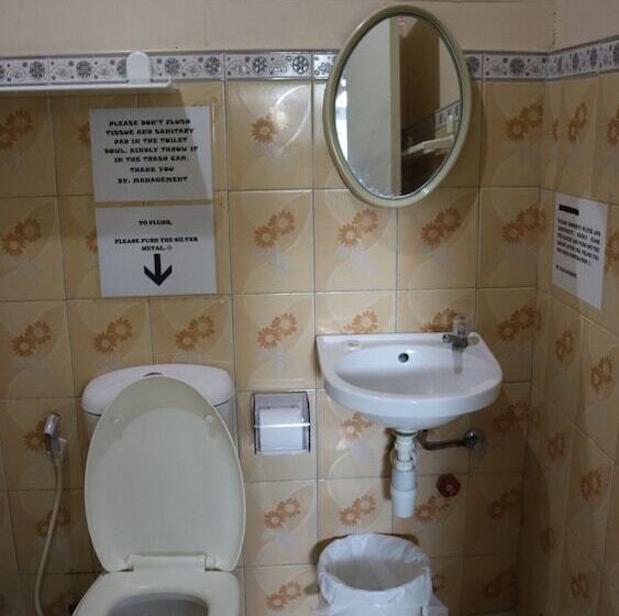 اتاق استاندارد, Lolo Oyong Pension House And Restaurant