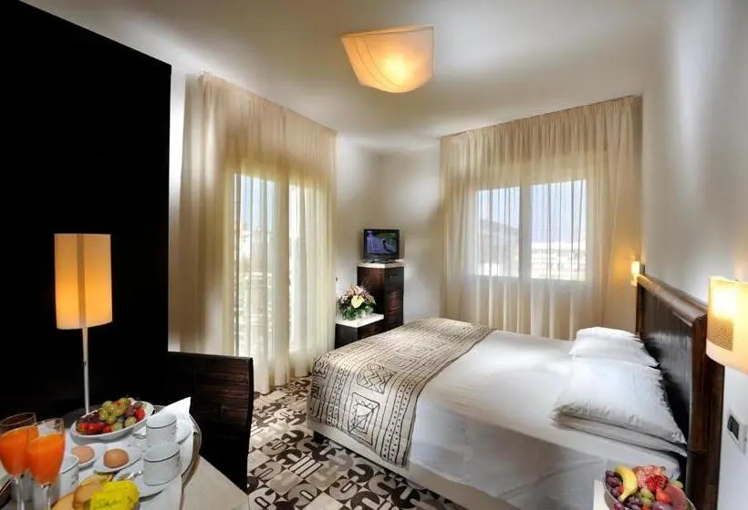 اتاق استاندارد, Grande Albergo Marin