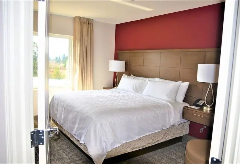 スイート, Staybridge Suites   Orenco Station, An Ihg