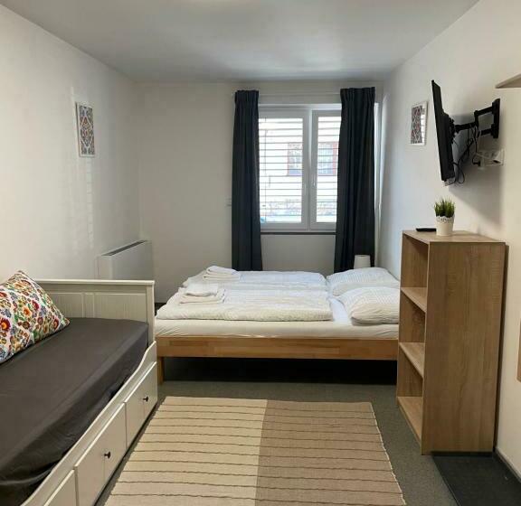 Апартаменты 1 Спальня, Mikulov Inn   Apartments Slunce
