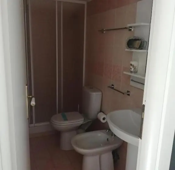 اتاق لوکس با چشم‌انداز دریا, B&b I Puritani
