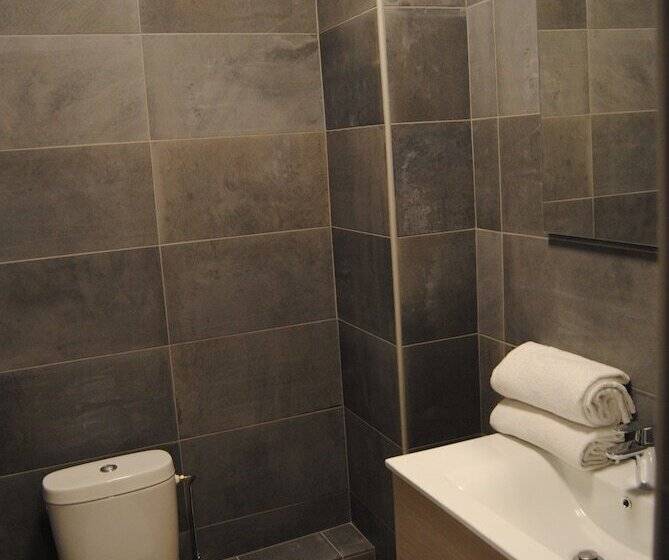 חדר משפחתי, L'inattendu Sur La Croisette Dinant Centre